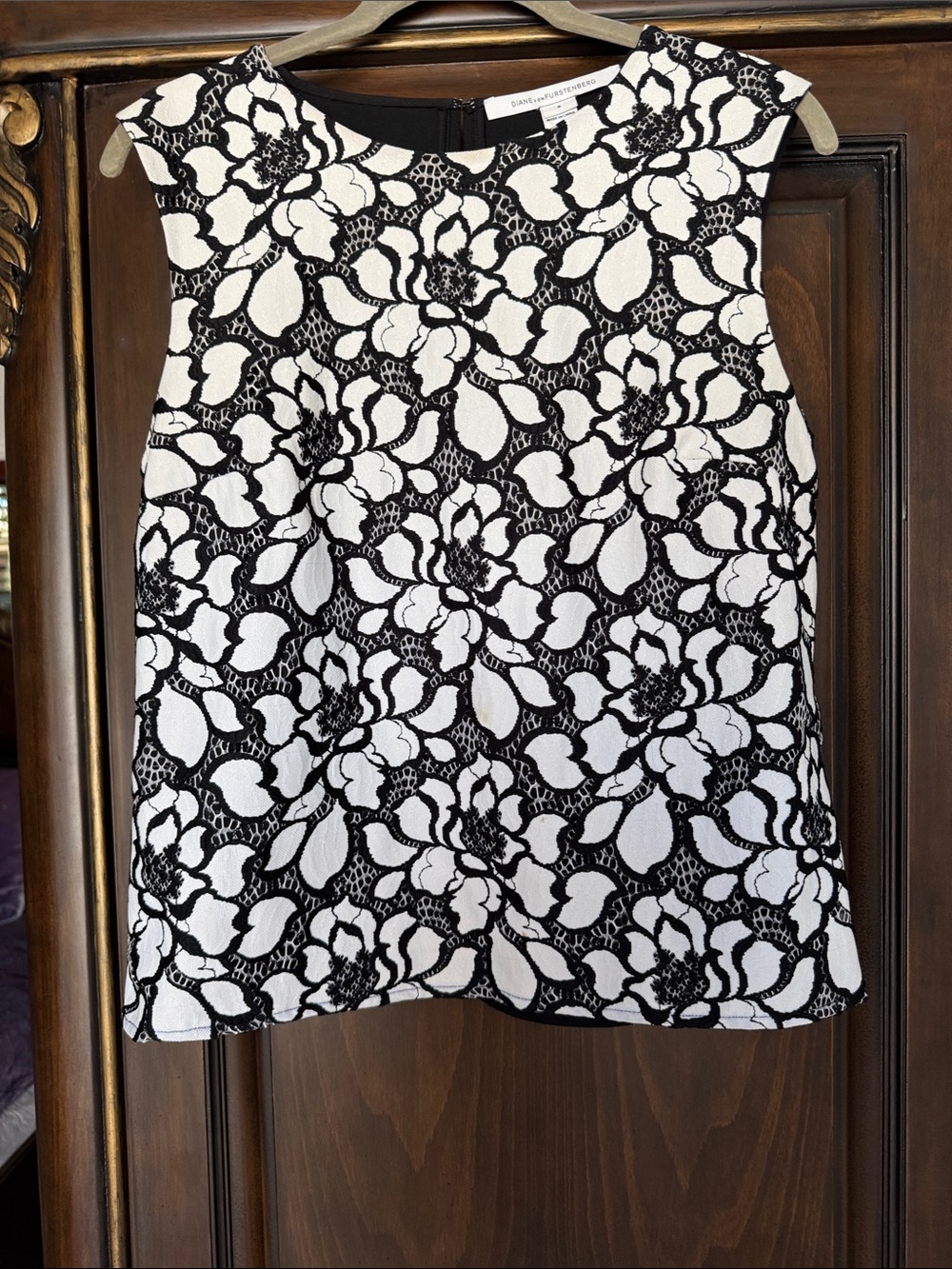 Diane Von Furstenberg Black and White Floral Lace-Overlay Sleeveless Top